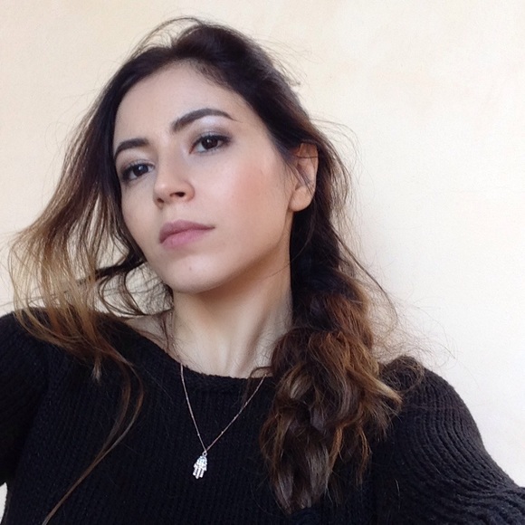 Meet your Posher, Pari - Picture 1 of 1